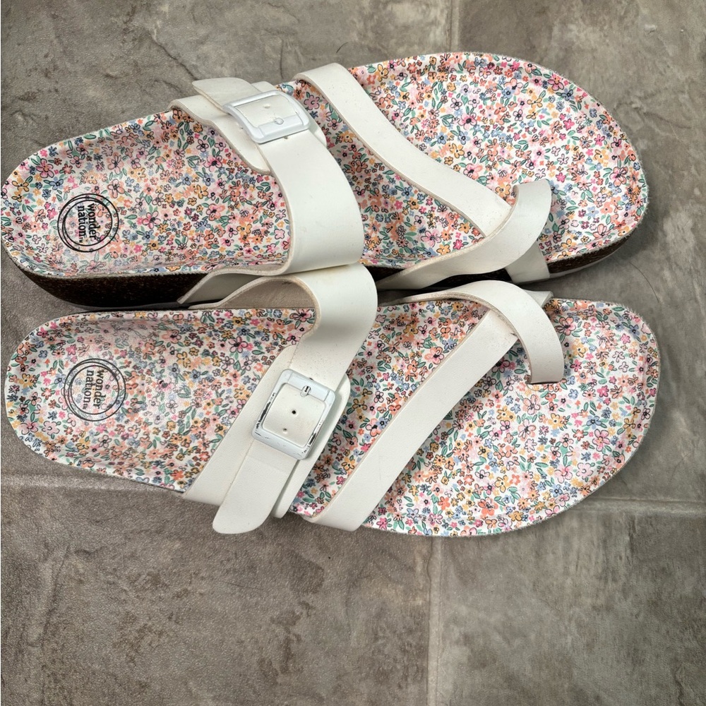 White Floral Sandals with Buckle